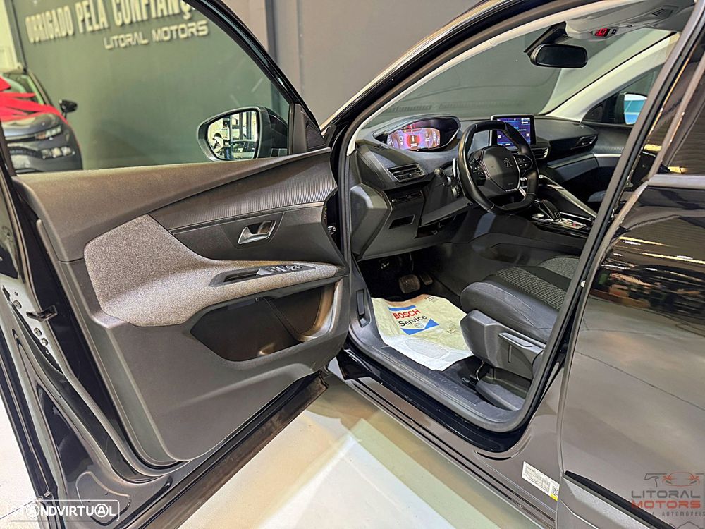 Peugeot 3008 1.2 PureTech Allure EAT8 - 14