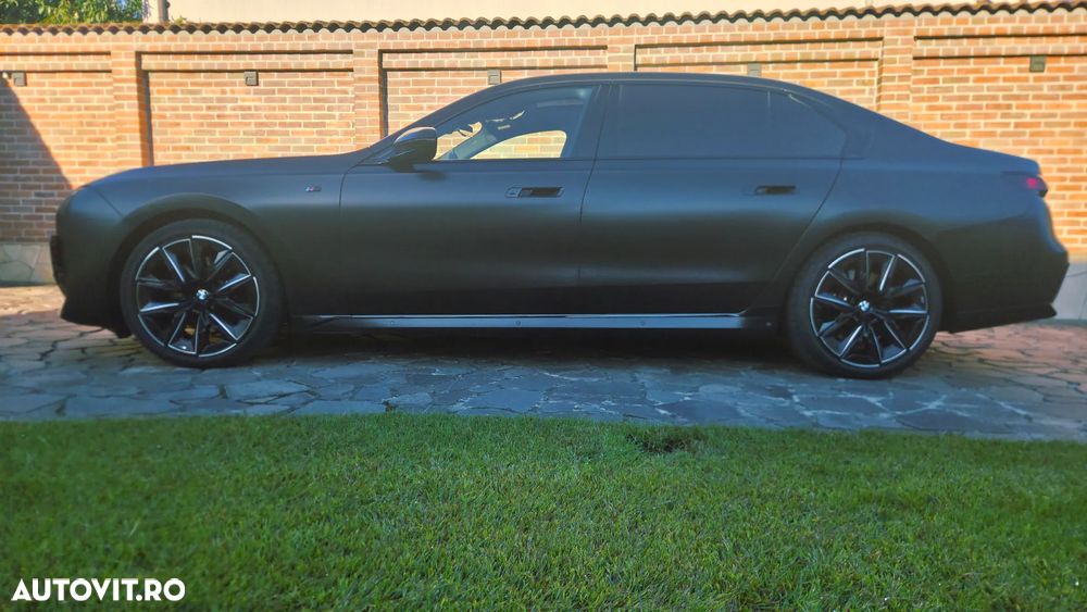 BMW Seria 7 - 13