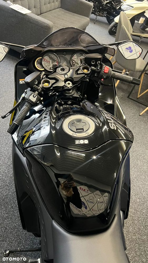 Suzuki Hayabusa - 12