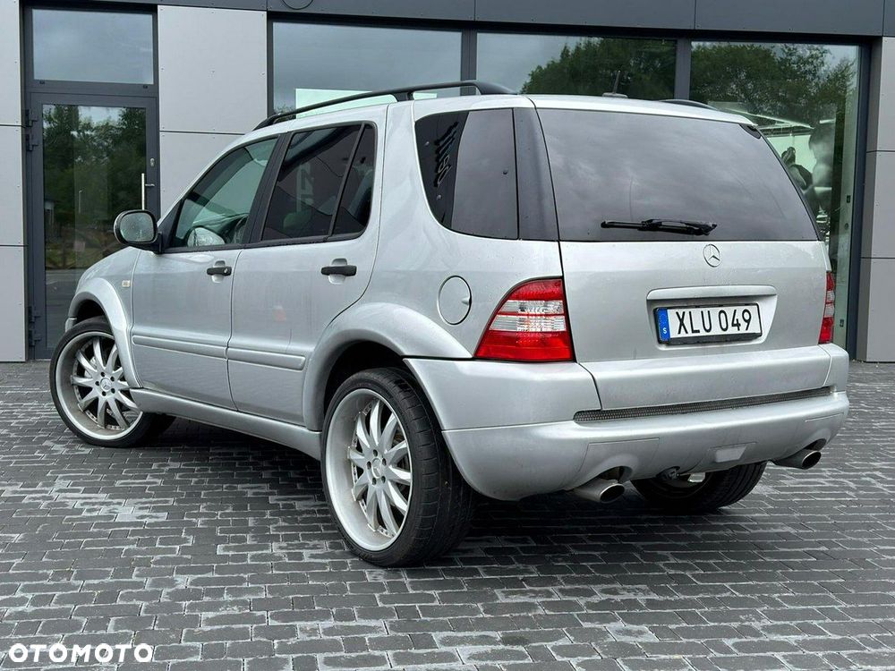 Mercedes-Benz ML - 4