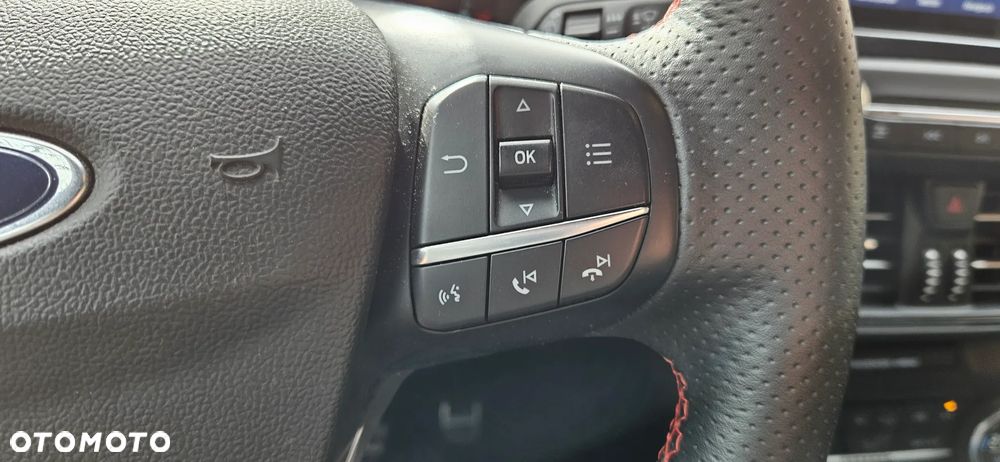 Ford Focus 1.0 EcoBoost Hybrid ST-LINE X - 16