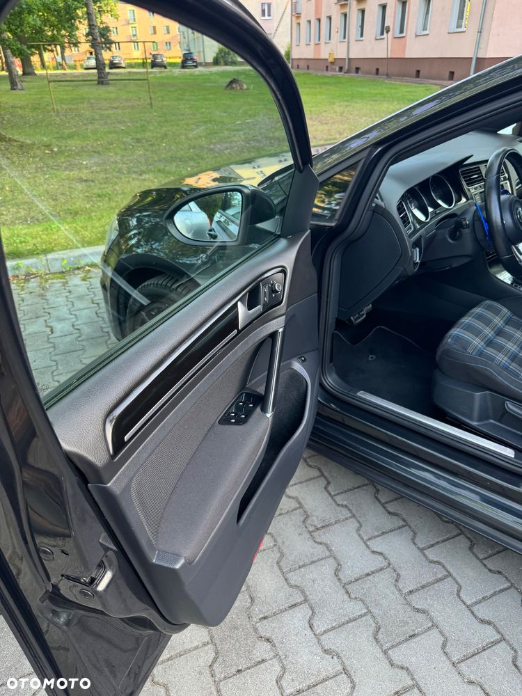 Volkswagen Golf 1.4 TSI Plug-In-Hybrid GTE - 30