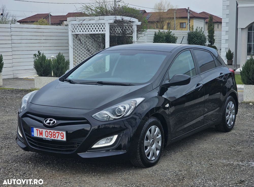 Hyundai i30 1.6 CRDI Automatik Trend - 2