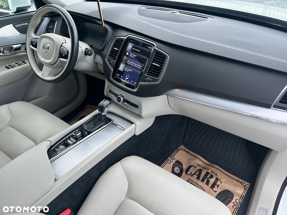 Volvo XC 90 T6 AWD Geartronic Momentum - 18