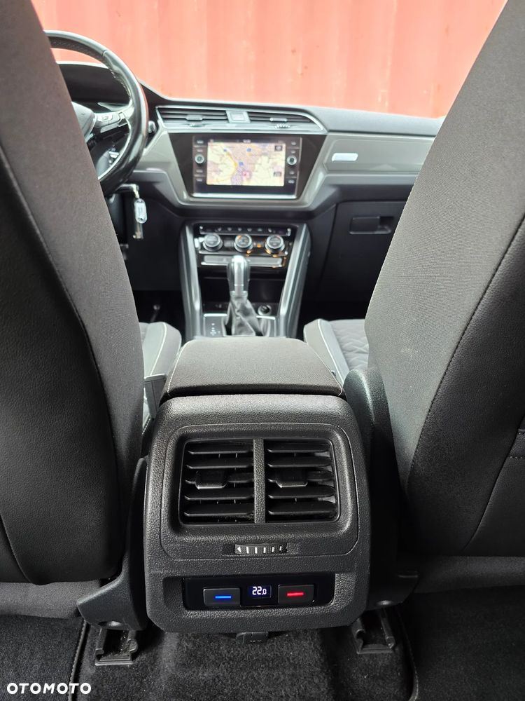 Volkswagen Touran 2.0 TDI SCR DSG Join - 18