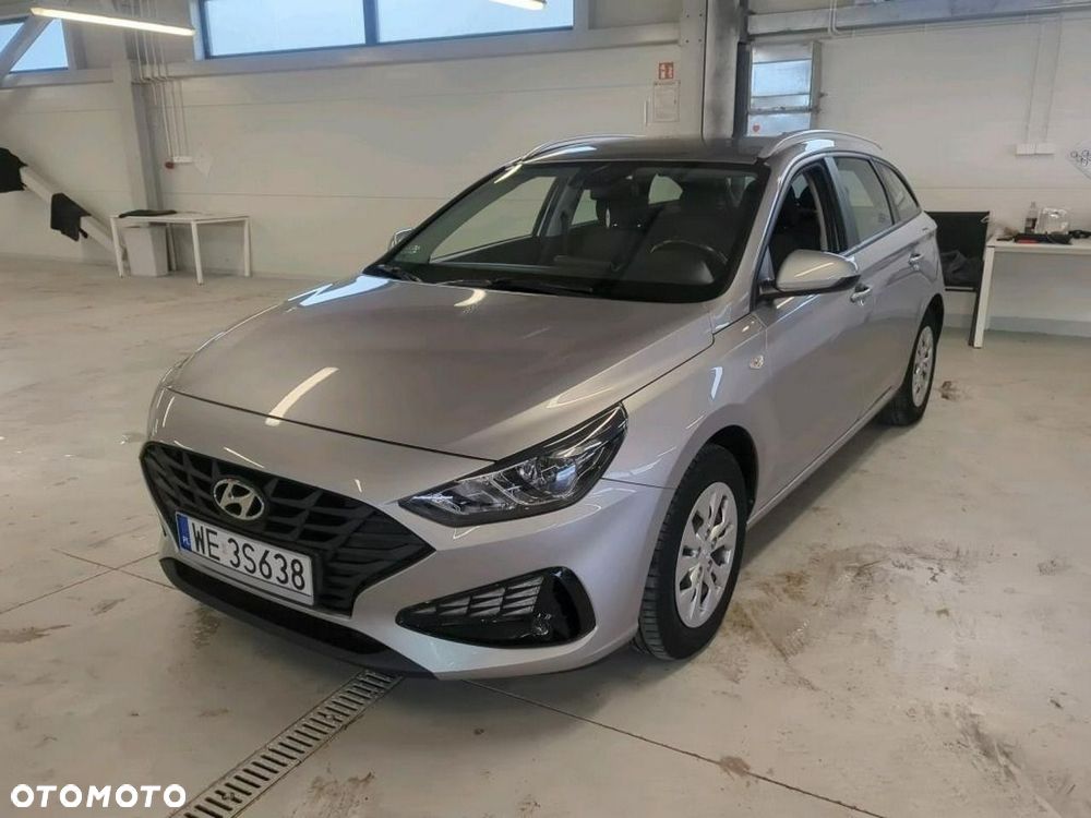 Hyundai i30 1.5 DPI Classic + - 1