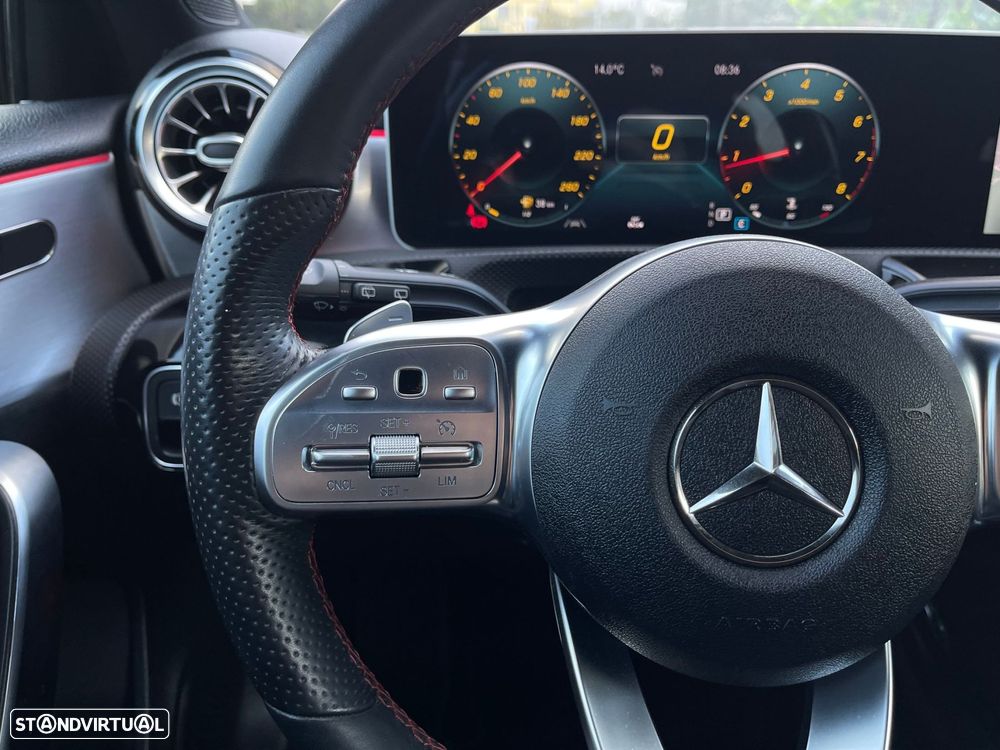 Mercedes-Benz A 180 7G-DCT AMG Line - 15