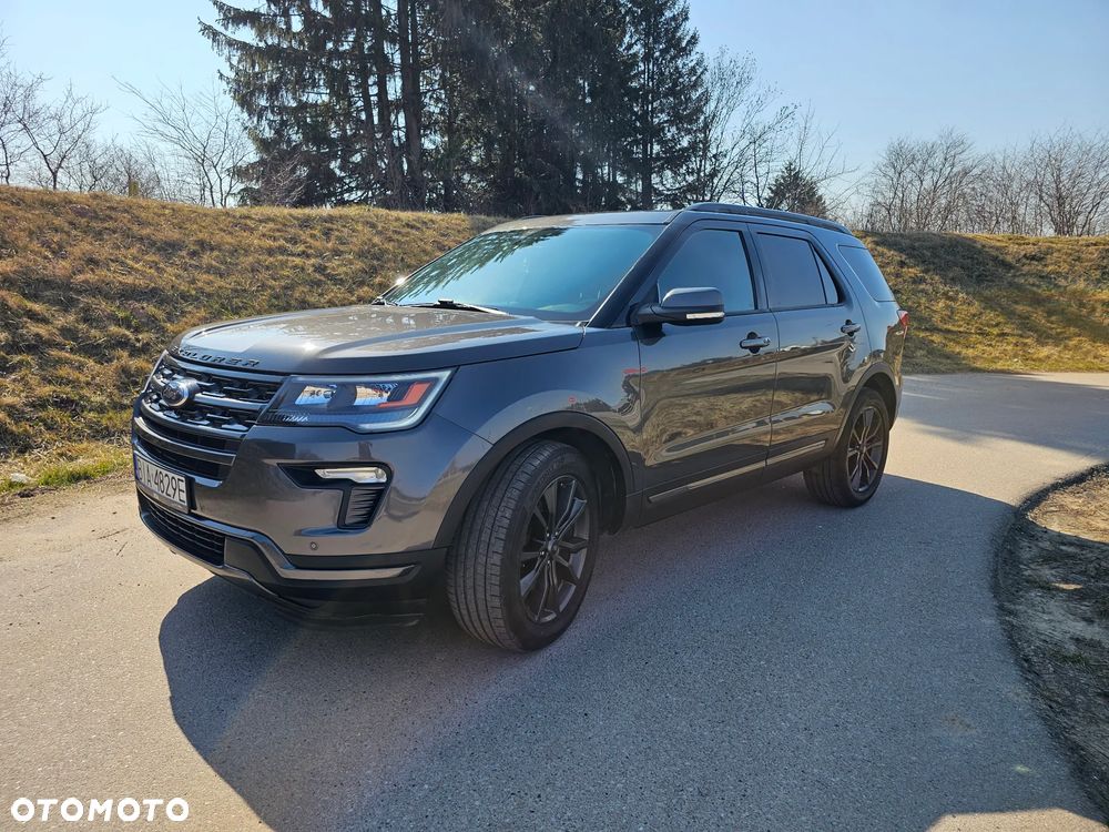 Ford Explorer - 5