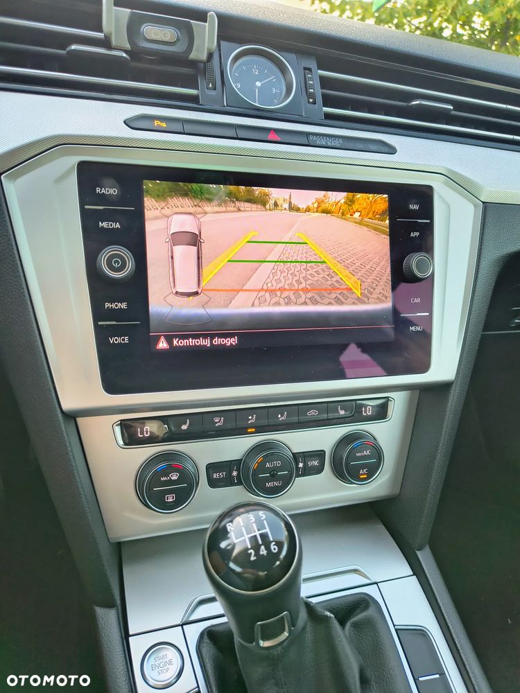 Volkswagen Passat 2.0 TDI BMT Comfortline - 19