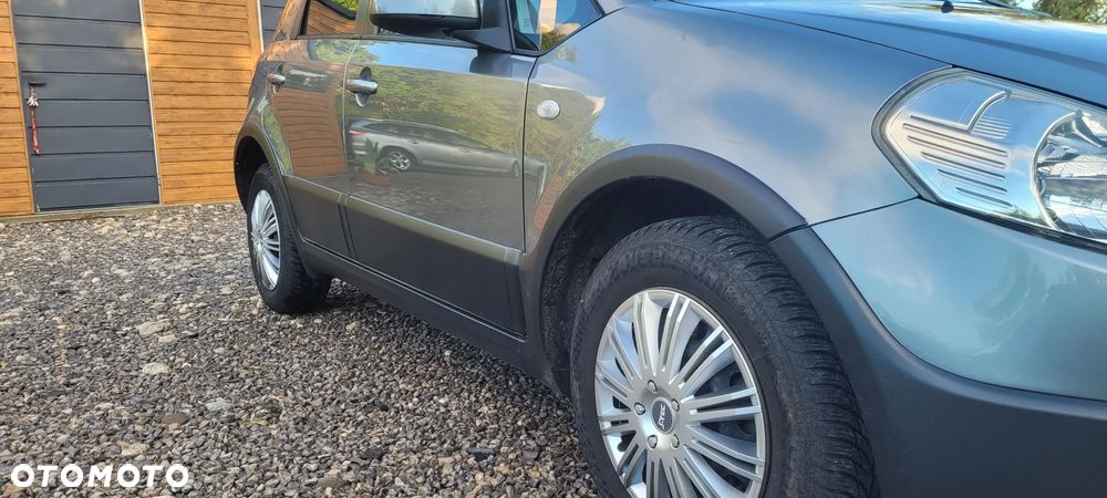 Fiat Sedici 1.6 16V 4x2 Dynamic - 30