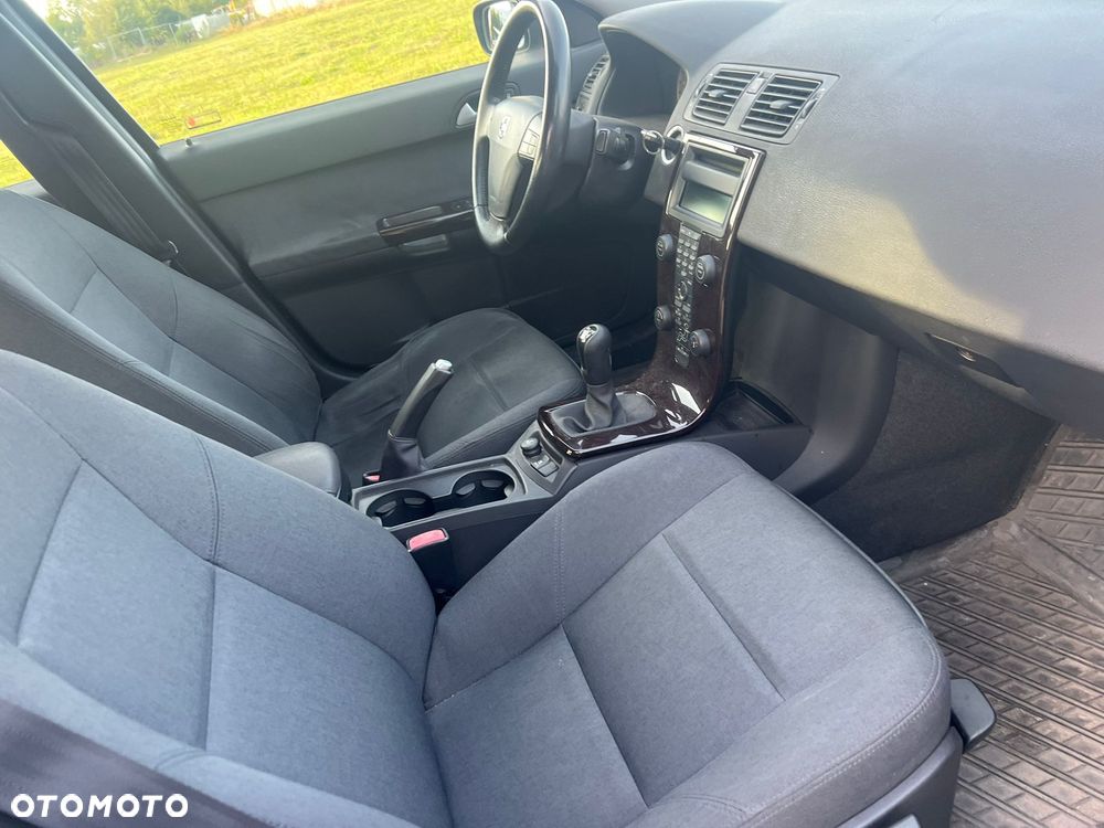 Volvo S40 2.0D - 8