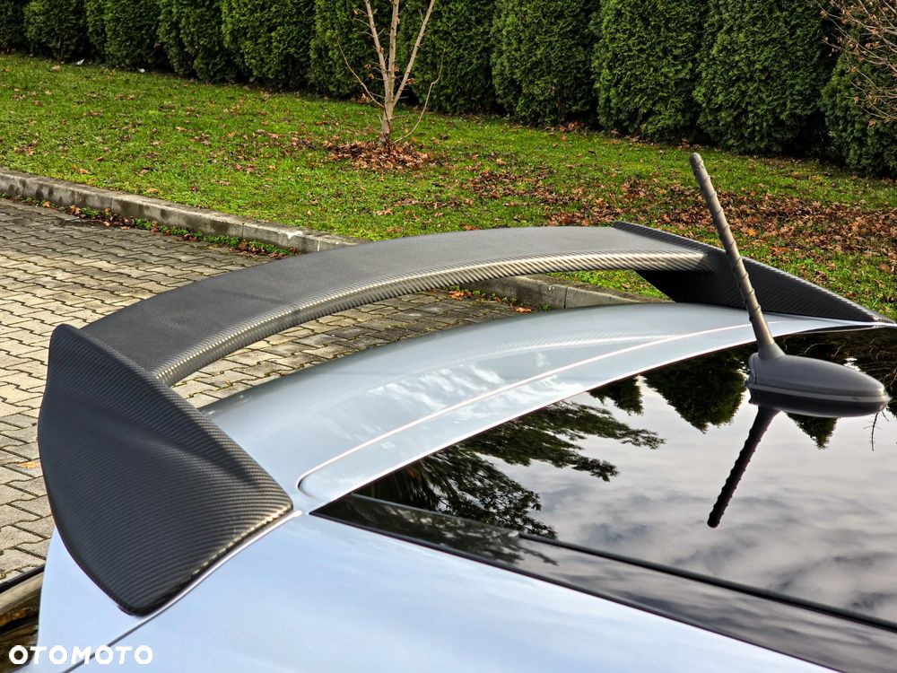 Kia Ceed 1.6 T-GDI GT - 10