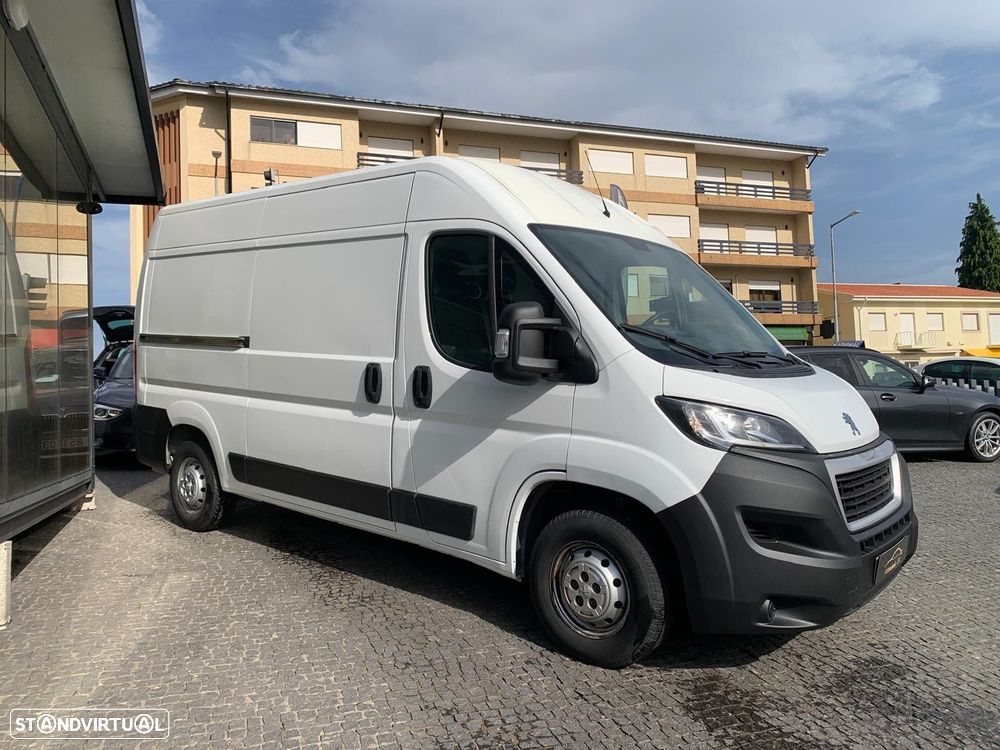 Peugeot Boxer 2.2 BlueHDi 330 L2H1 Premium - 4