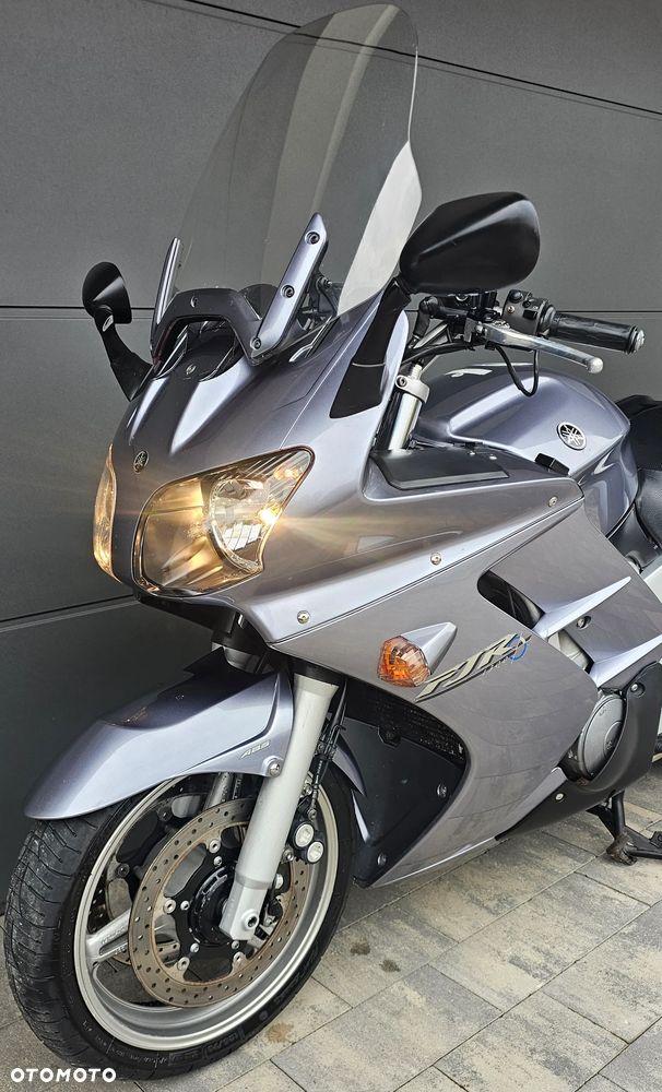 Yamaha FJR - 9