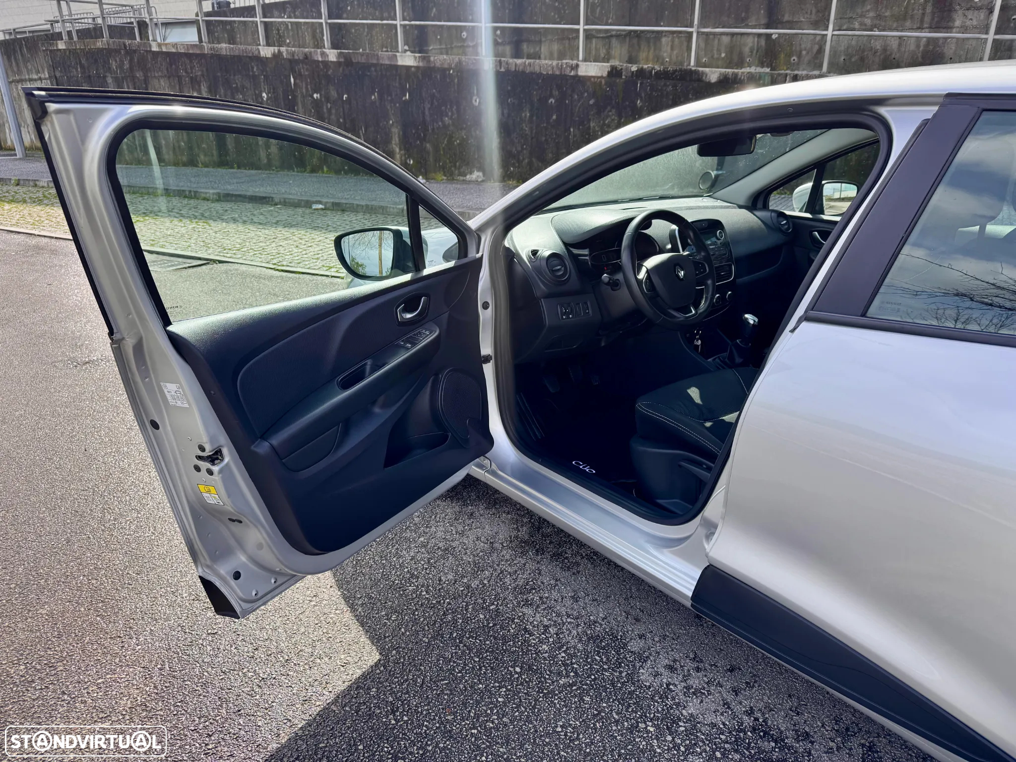Renault Clio 1.5 dCi Confort 82g - 19