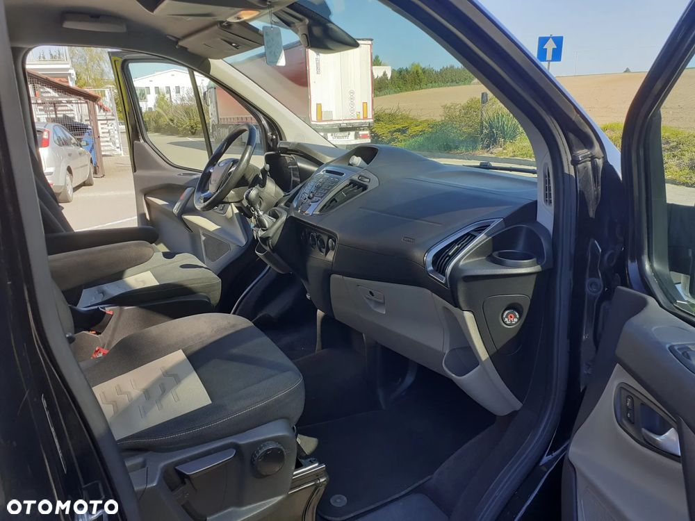 Ford Transit Custom 290 L2H1 Limited - 11