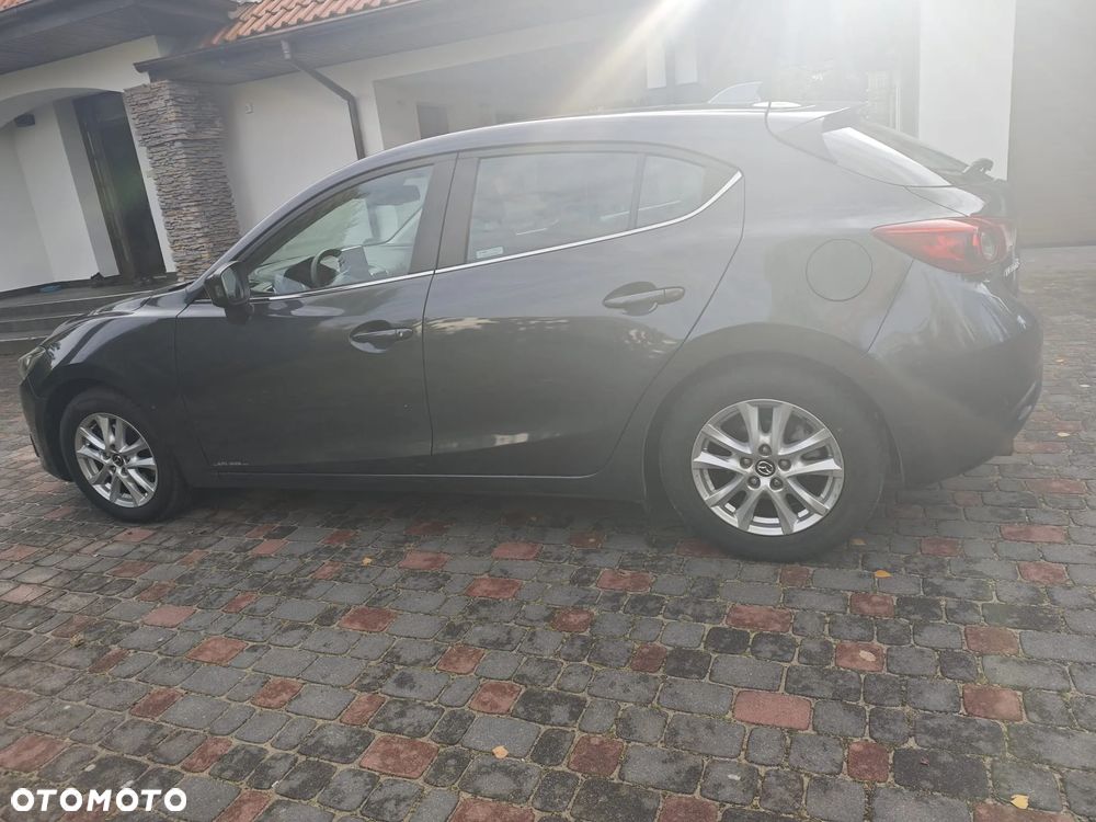 Mazda 3 - 5