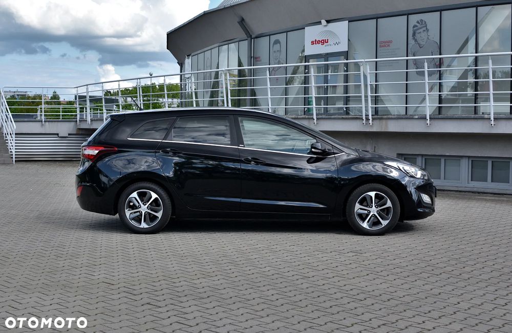 Hyundai i30 1.6 GDI BlueDrive Go - 8