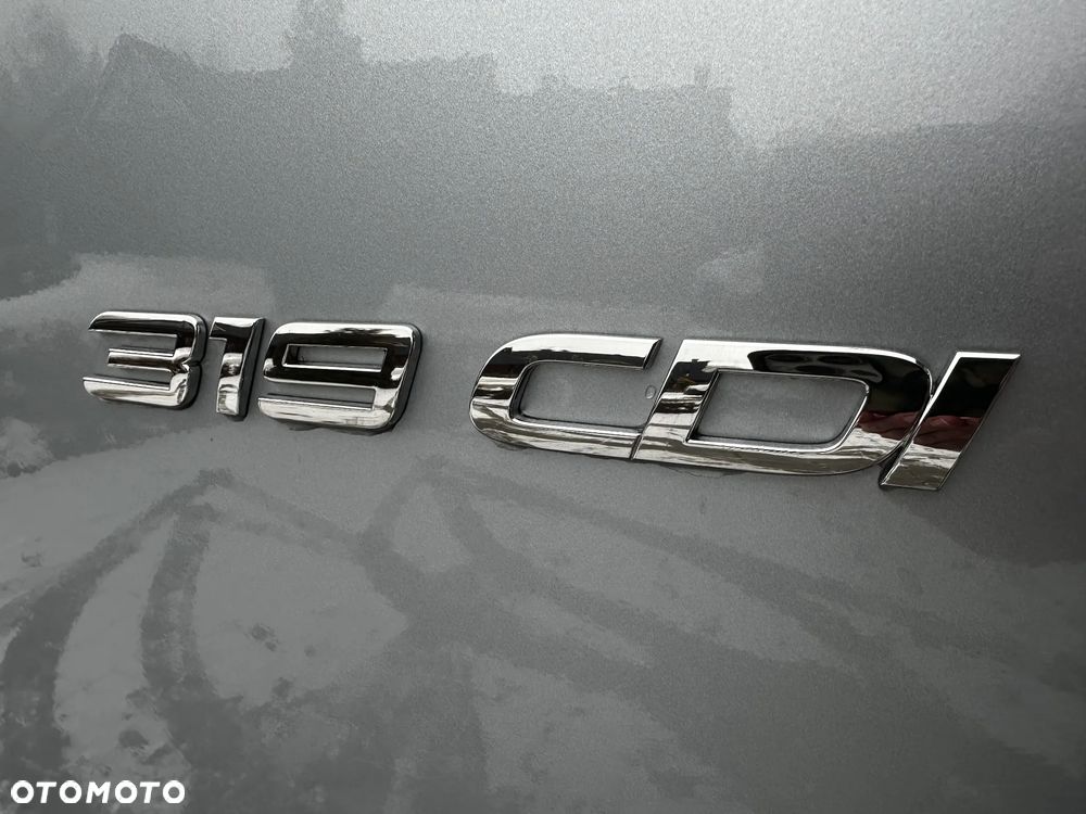 Mercedes-Benz Sprinter 319 CDI Furgon Select długi 4325 mm L3H2 - 14