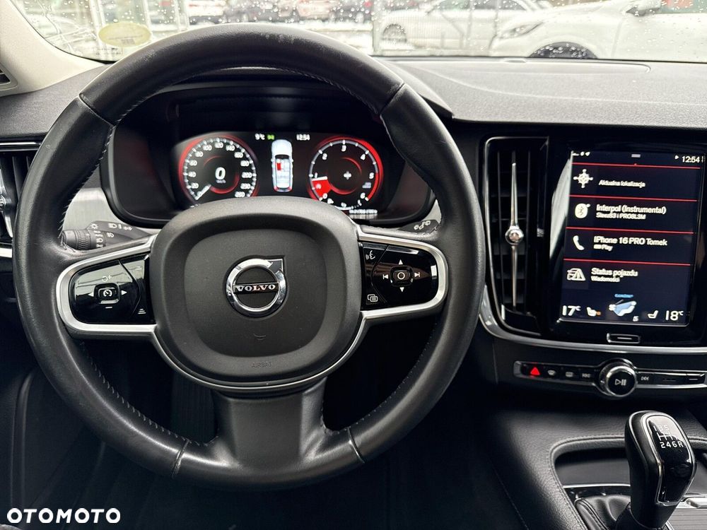 Volvo V90 D3 Momentum - 13
