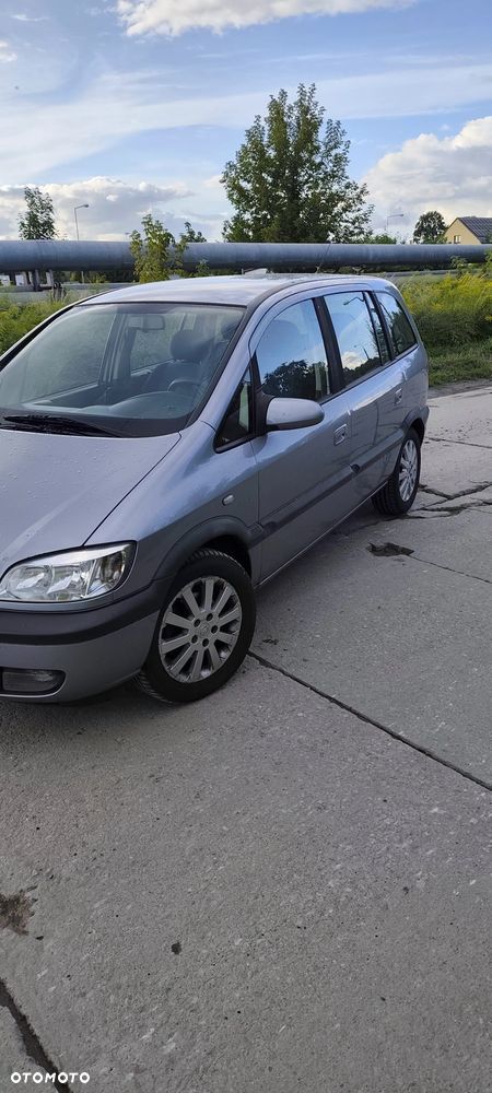 Opel Zafira 1.8 16V Elegance - 3