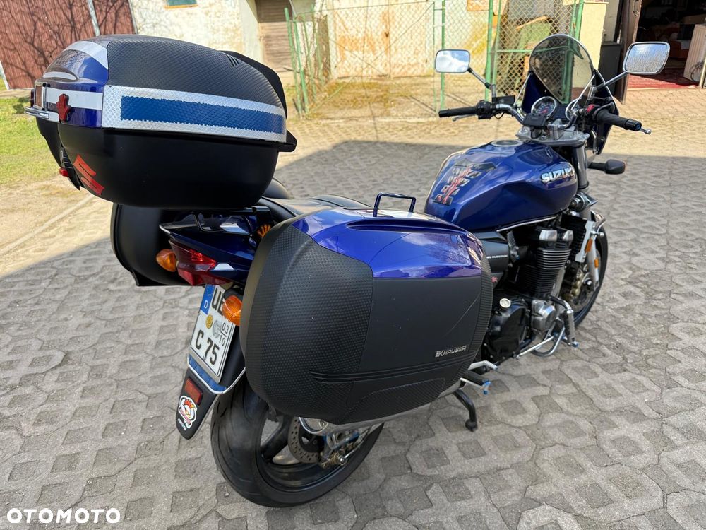 Suzuki GSX - 3