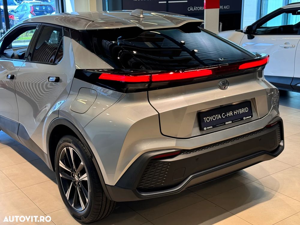 Toyota C-HR 1.8 HEV 140 CP 4x2 CVT Dynamic - 9