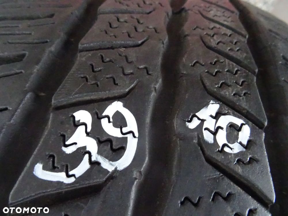 215/65/R16C 106/104T Continental Van Contact Winter - 9