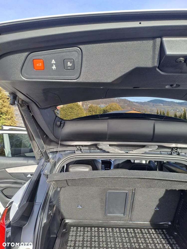 Peugeot 3008 BlueHDi 180 Stop & Start EAT8 GT - 9