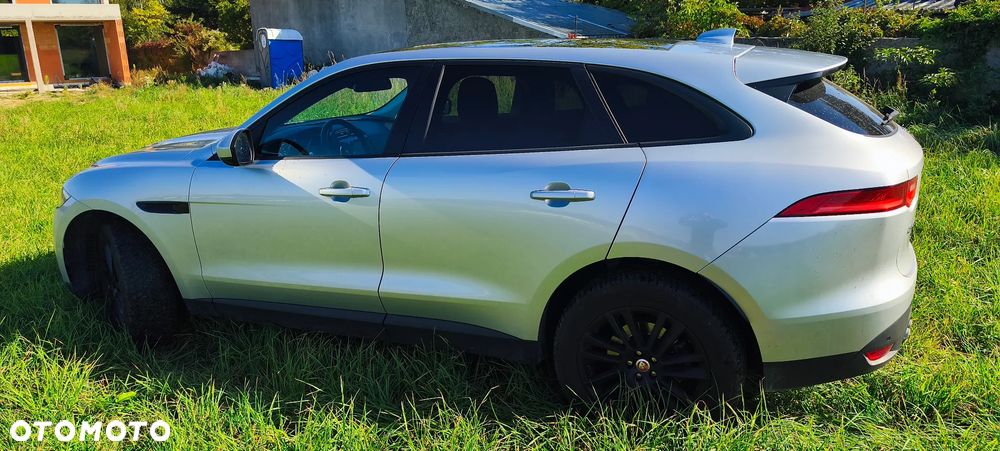 Jaguar F-Pace 2.0 i4D RWD Pure - 7