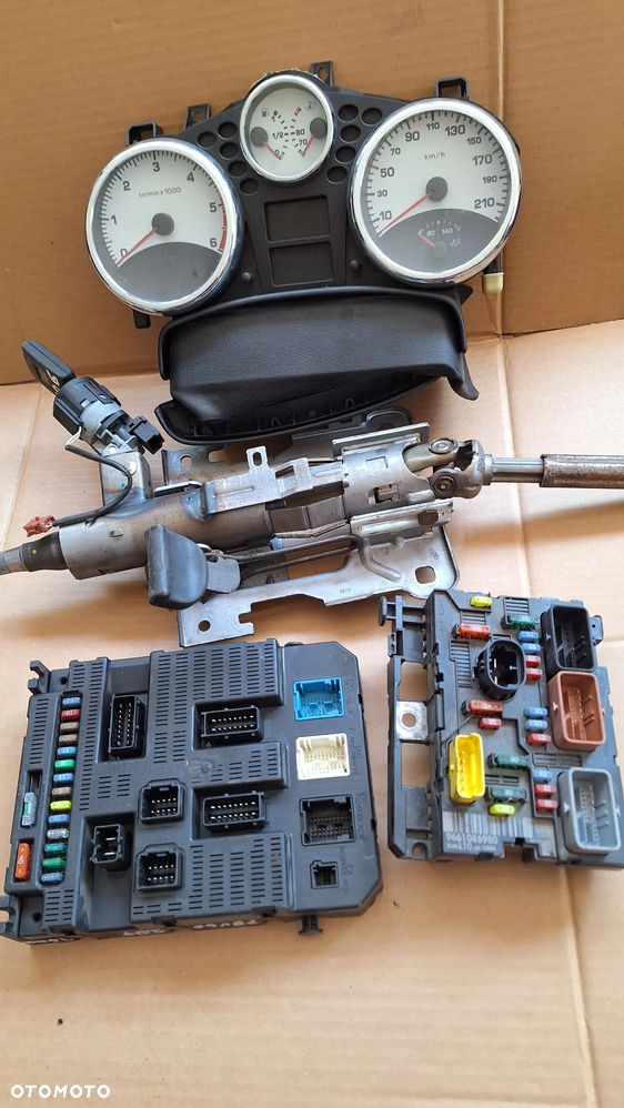 ZESTAW STARTOWY PEUGEOT 207 1.6 HDI - 1