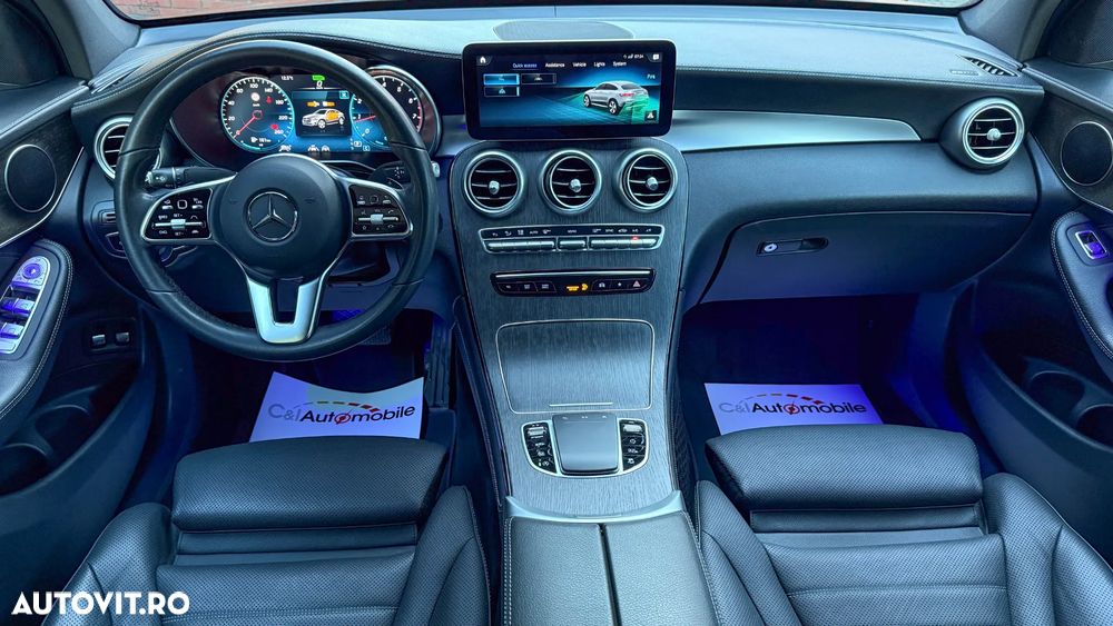 Mercedes-Benz GLC 300 4MATIC MHEV - 11
