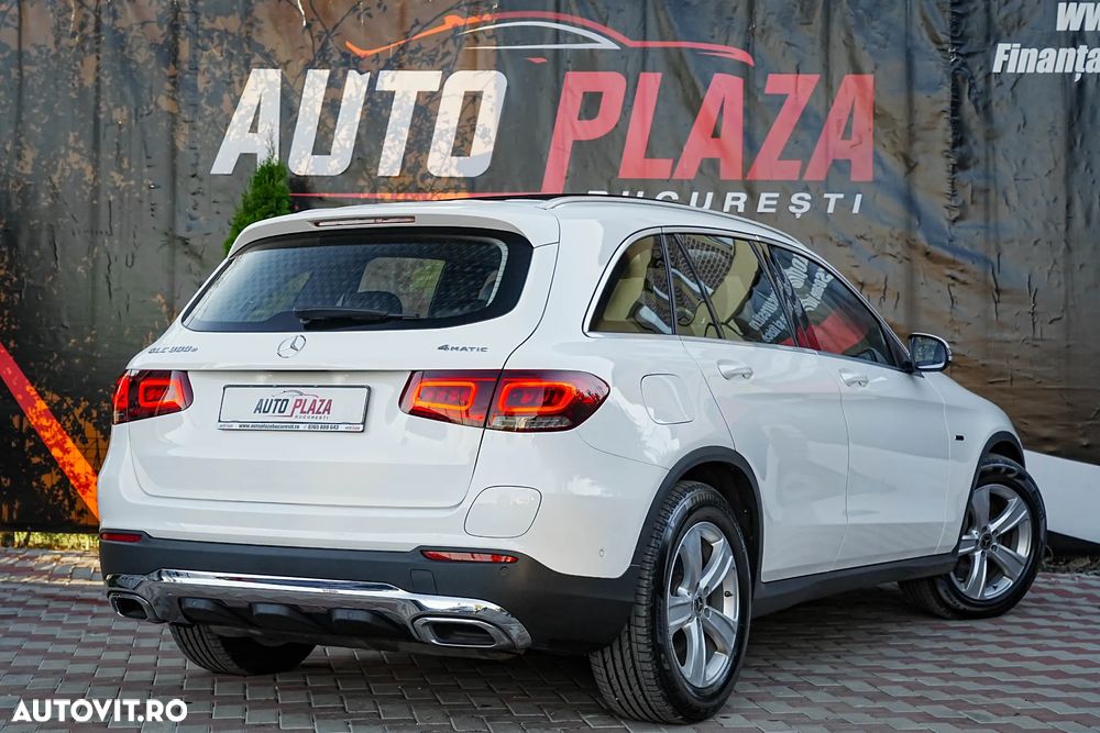 Mercedes-Benz GLC 300 e 4MATIC - 6