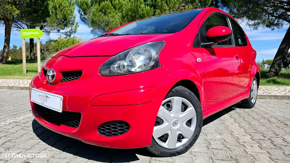 Toyota Aygo Connect - 19