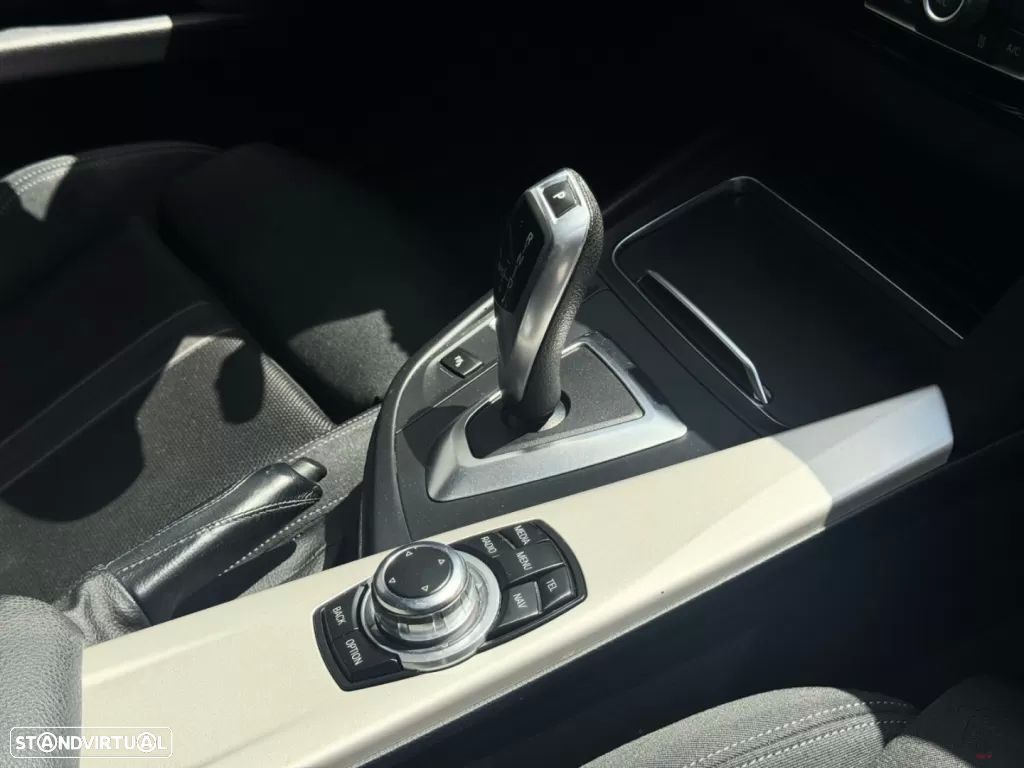 BMW 318 d Touring Aut. - 10
