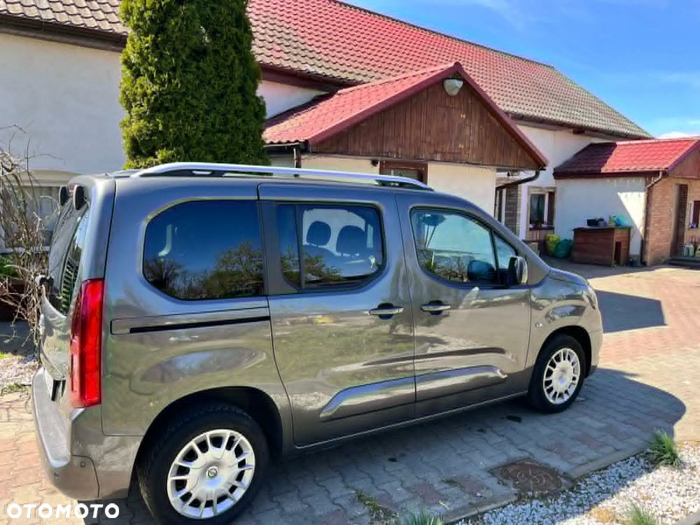 Opel Combo 1.5 CDTI Essentia S&S - 3