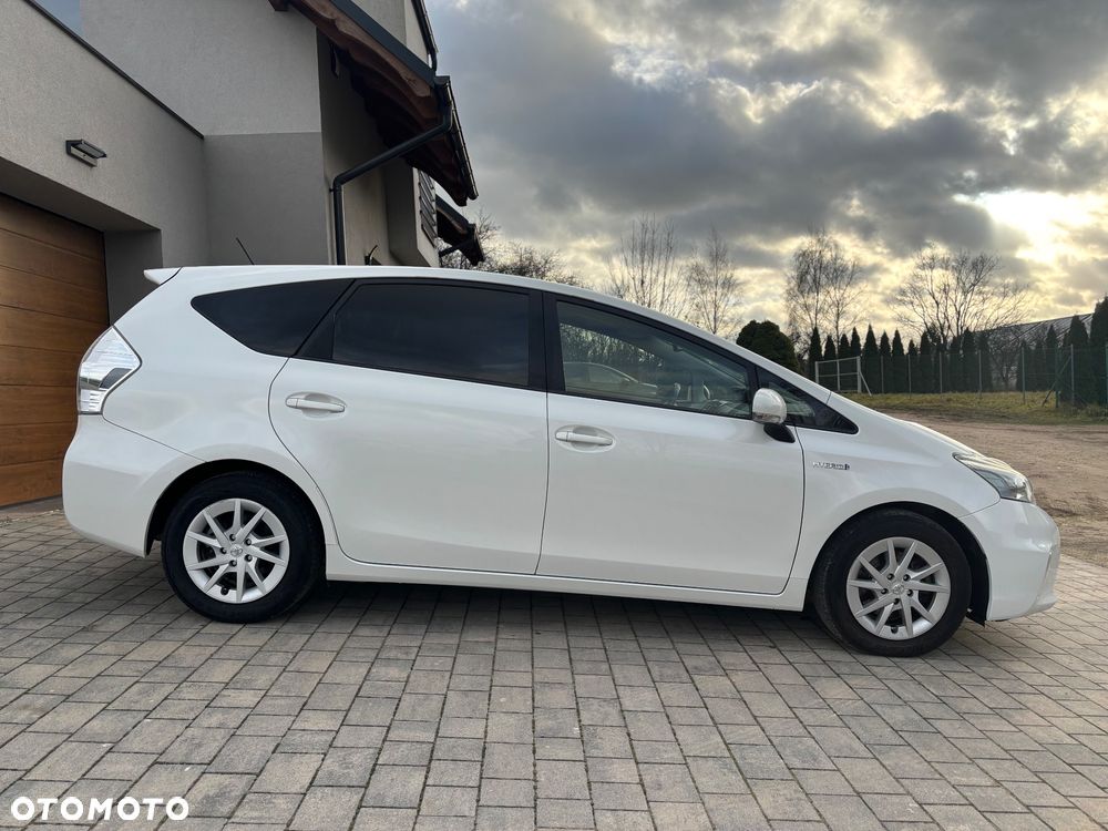 Toyota Prius 1.8 HSD Premium - 18