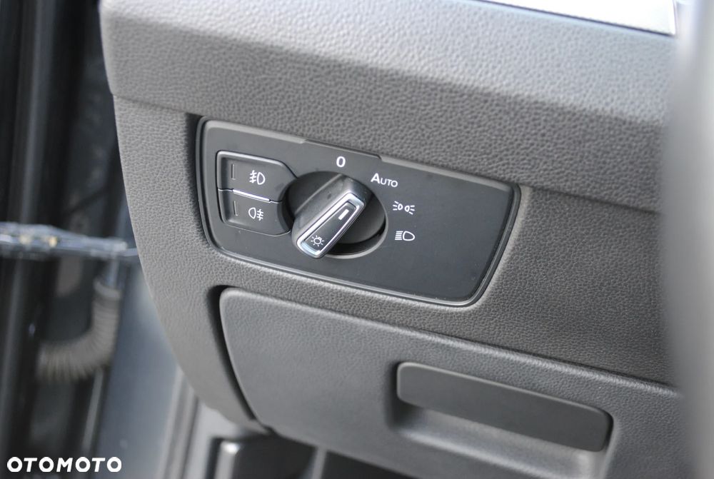 Volkswagen Passat - 18