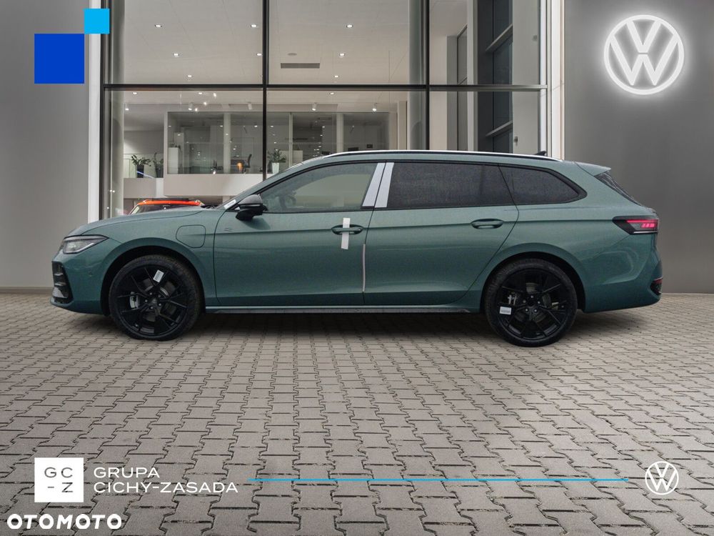 Volkswagen Passat Variant - 2