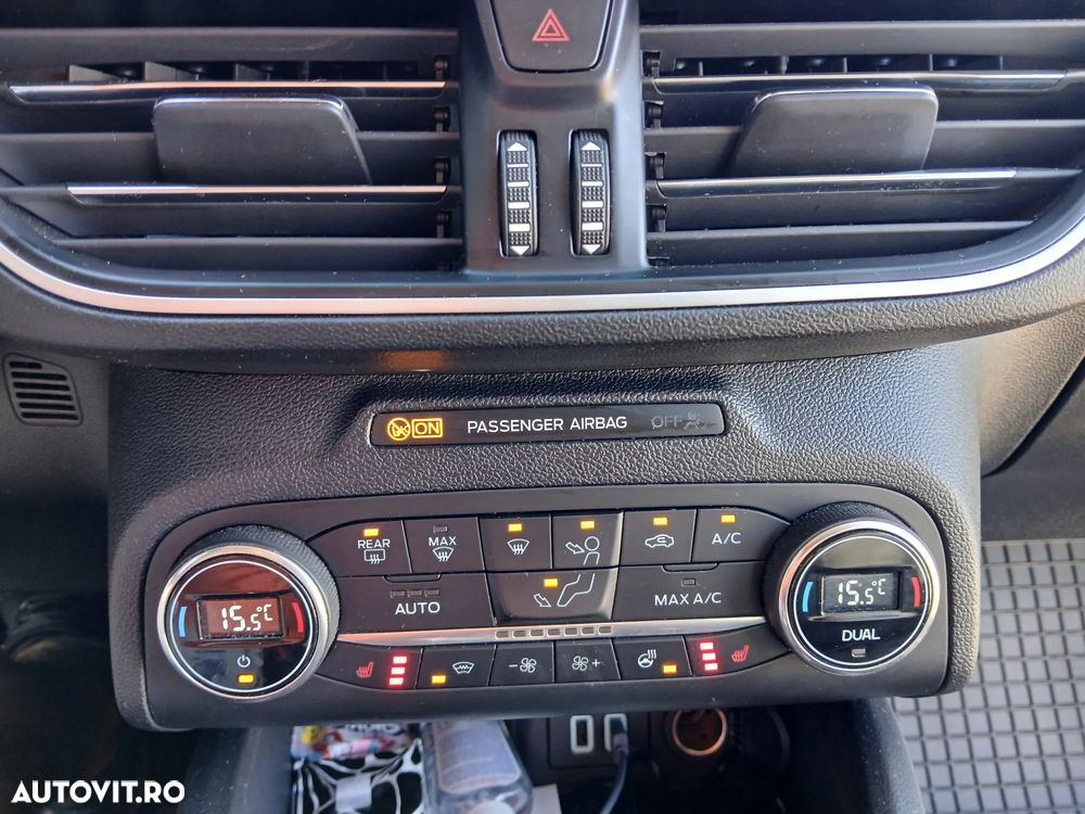 Ford Focus 1.0 EcoBoost Connected - 12