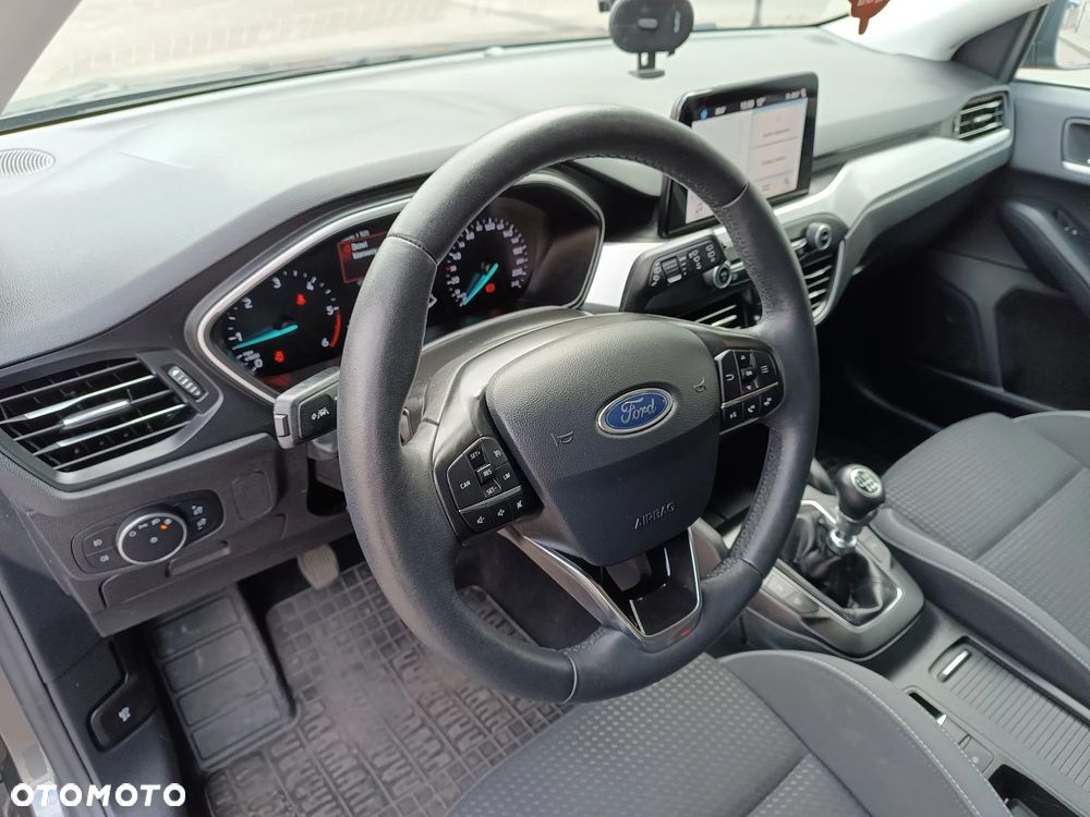 Ford Focus - 21