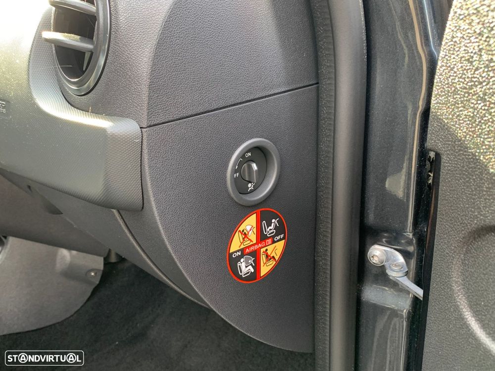 Dacia Duster 1.5 dCi SL Urban Explorer - 38