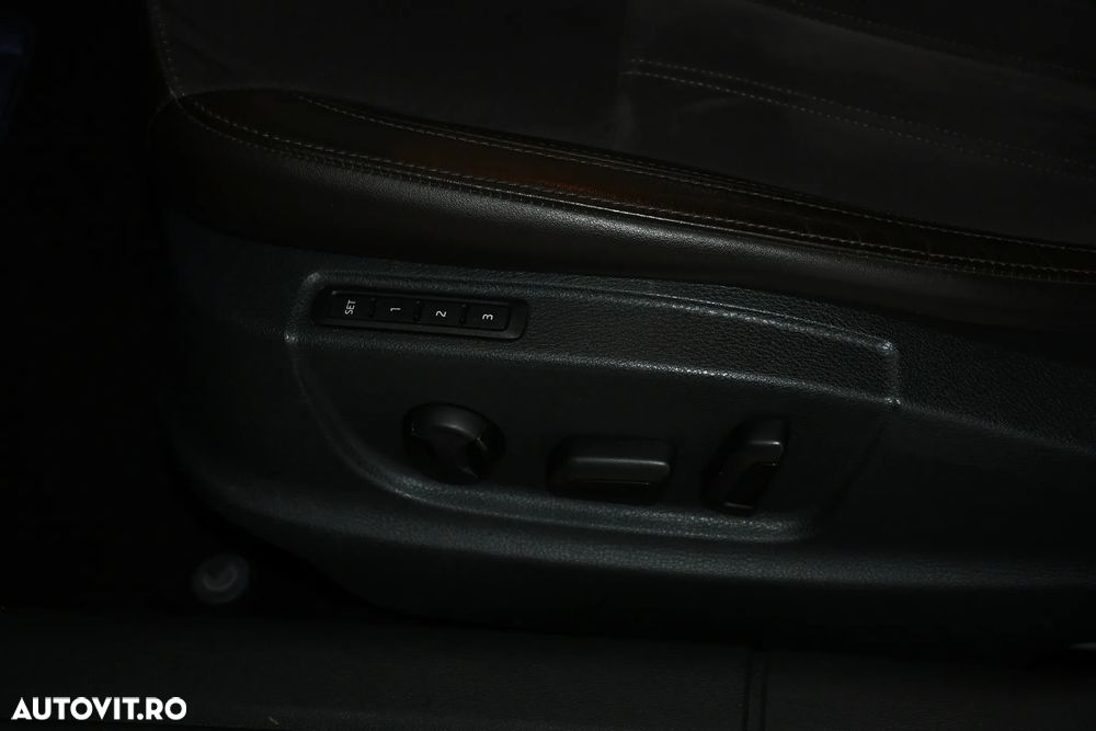 Skoda Octavia 2.0 TDI DSG L&K - 18