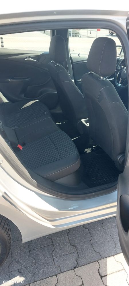 Opel Astra 1.6 CDTI Enjoy S&S - 8