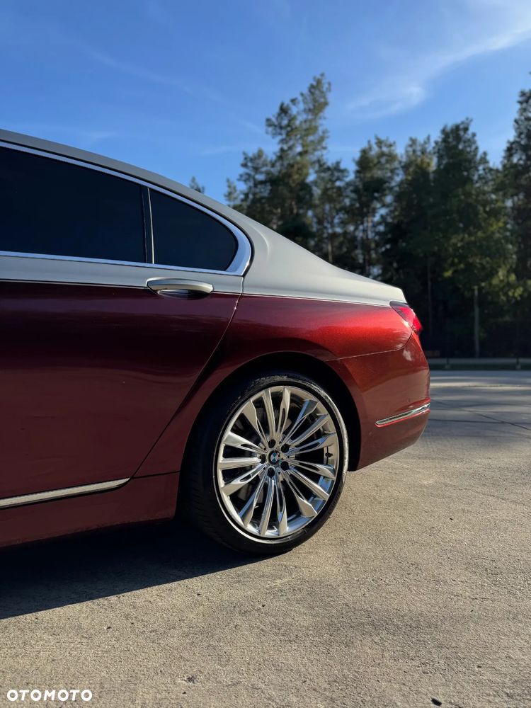 BMW Seria 7 740Ld xDrive - 14