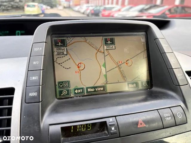 Toyota Prius 1.5 VVT-i Prestige - 8