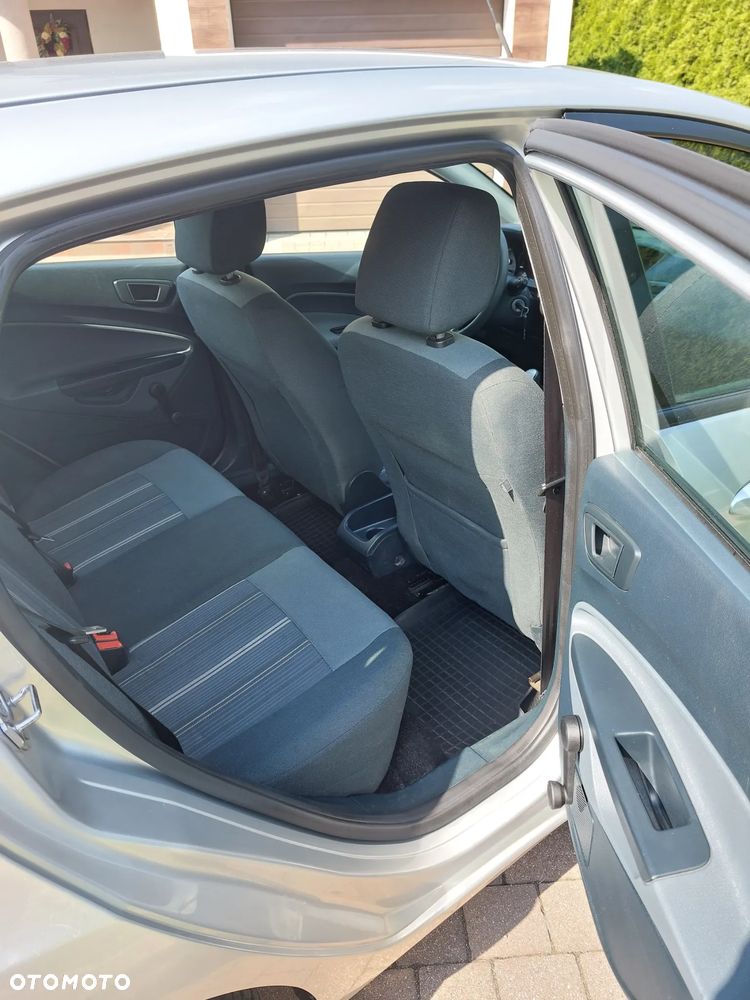 Ford Fiesta 1.25 Ambiente - 10