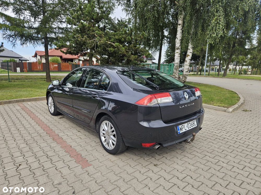 Renault Laguna ver-1-4-turbo-ecoflex-start-stop-edition - 8