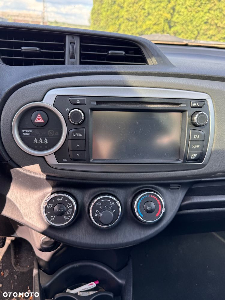 Toyota Yaris 1.4 D-4D Life - 16