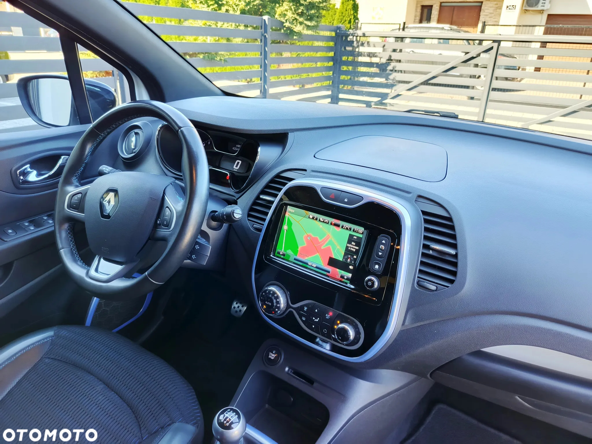 Renault Captur 1.2 Energy TCe Initiale Paris - 24